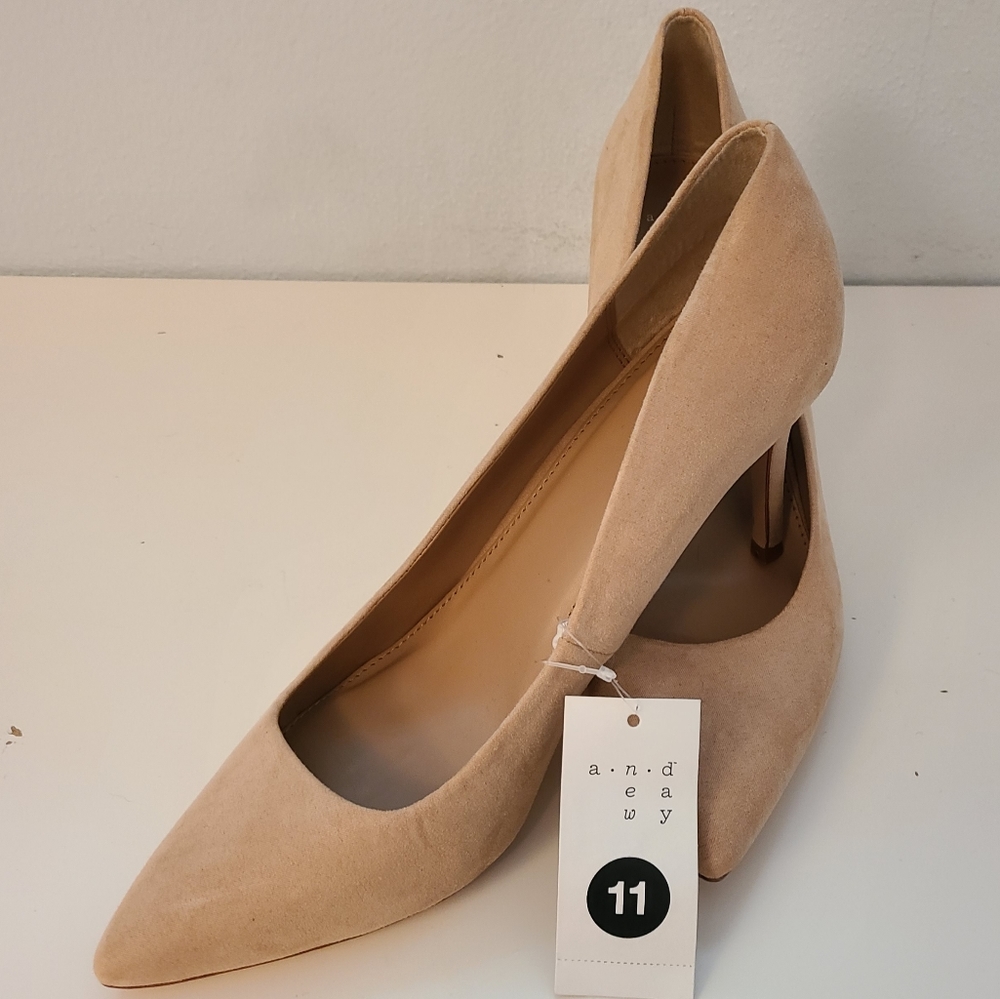 A NEW DAY Size 11 Heels NWT
